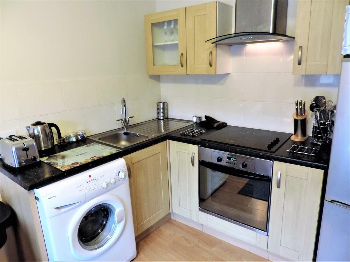 1 Bed Bagshot Pennyhill Accommodation Εξωτερικό φωτογραφία